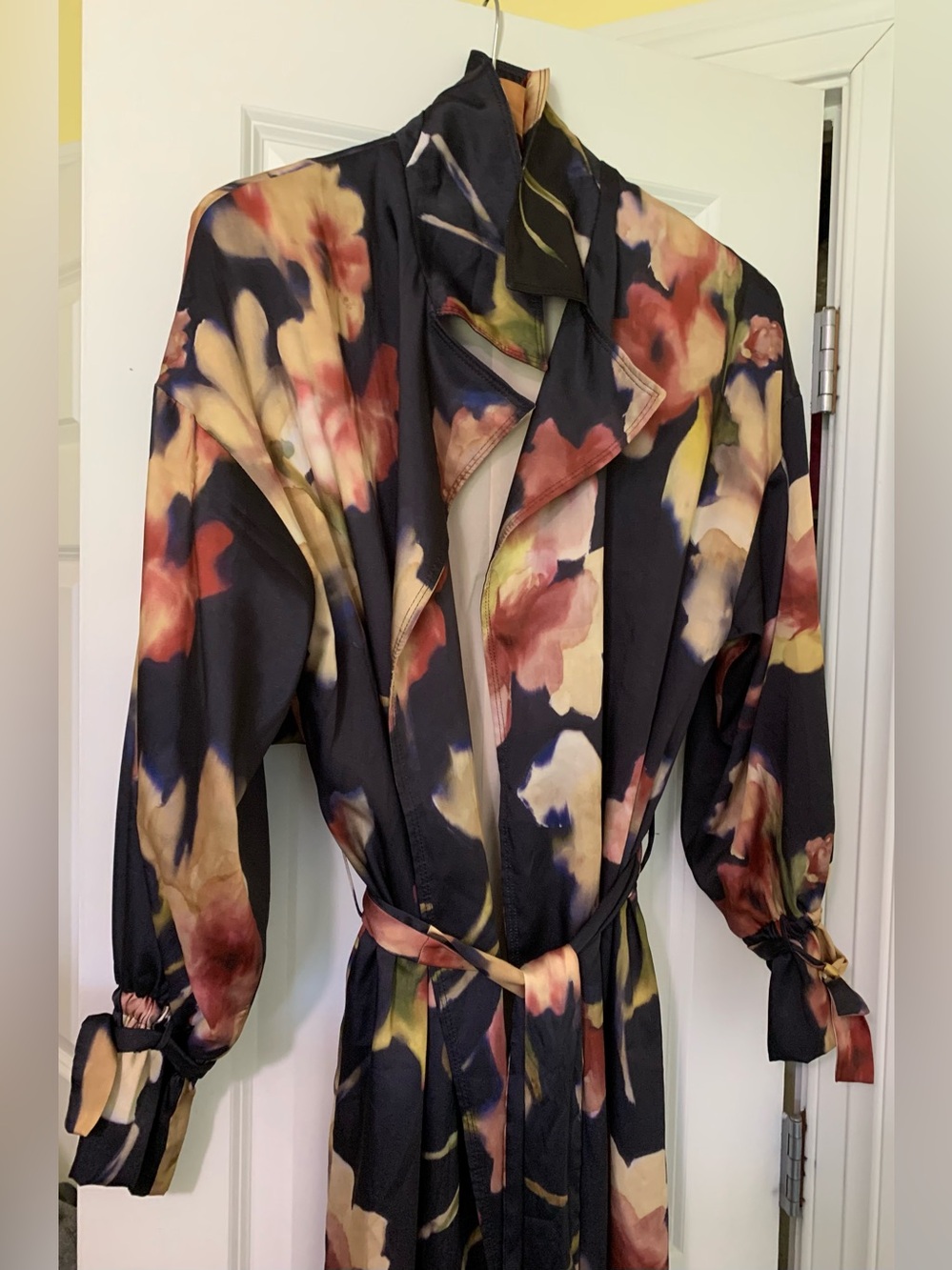 Zara Accessories WrapTrench Coat Duster Tie Sleeve Deep Blue Black AbstractPrint - Picture 14 of 16